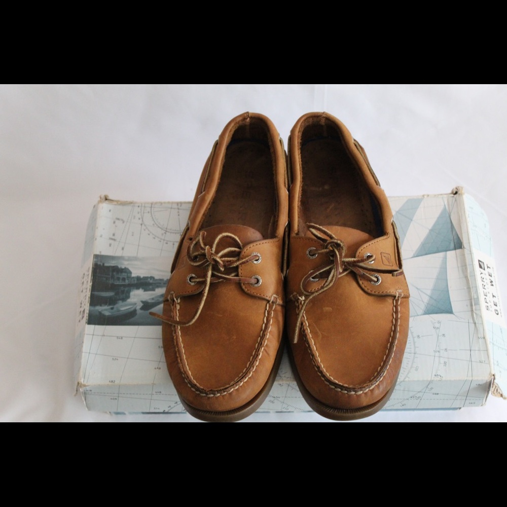 Sperry boat shoes